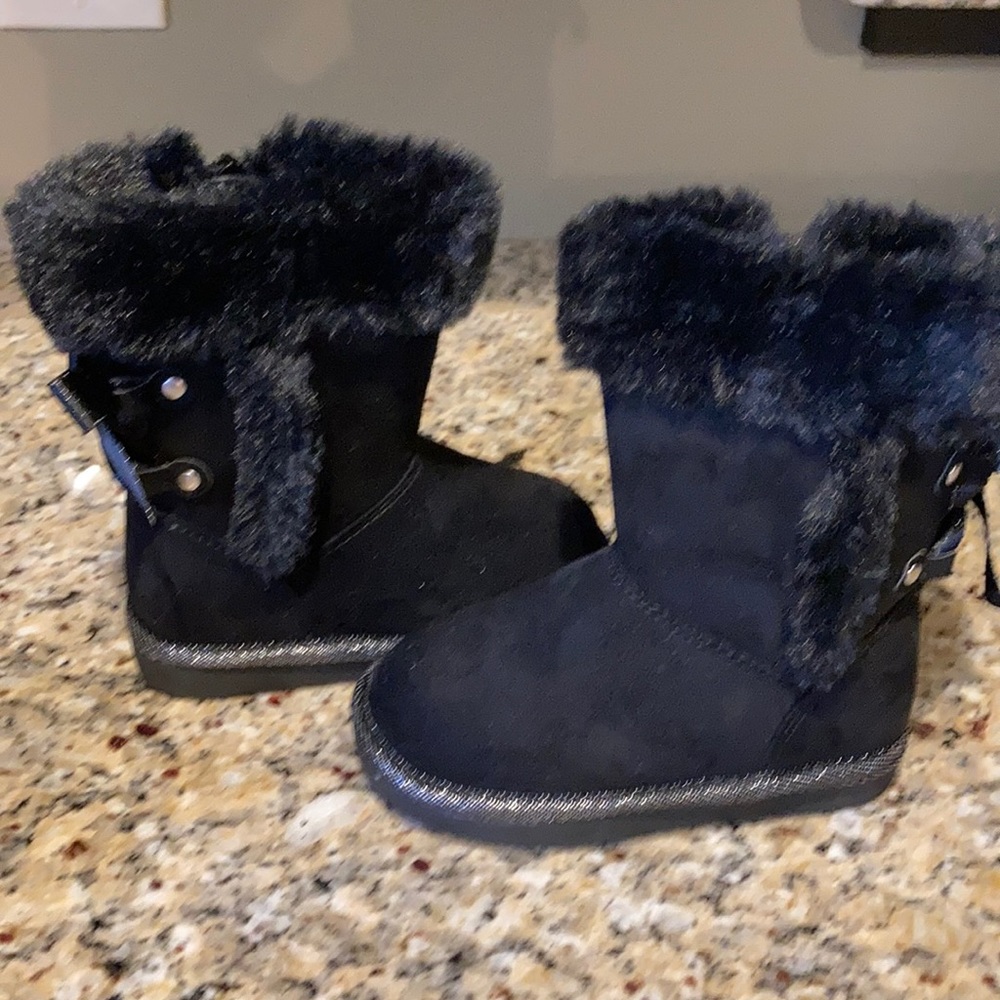 Black winter boots - Picture 3 of 3